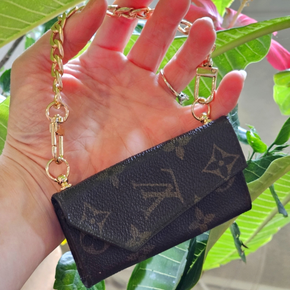 Louis Vuitton Vintage Monogram 6 Key Case with Chain Wristlet Added